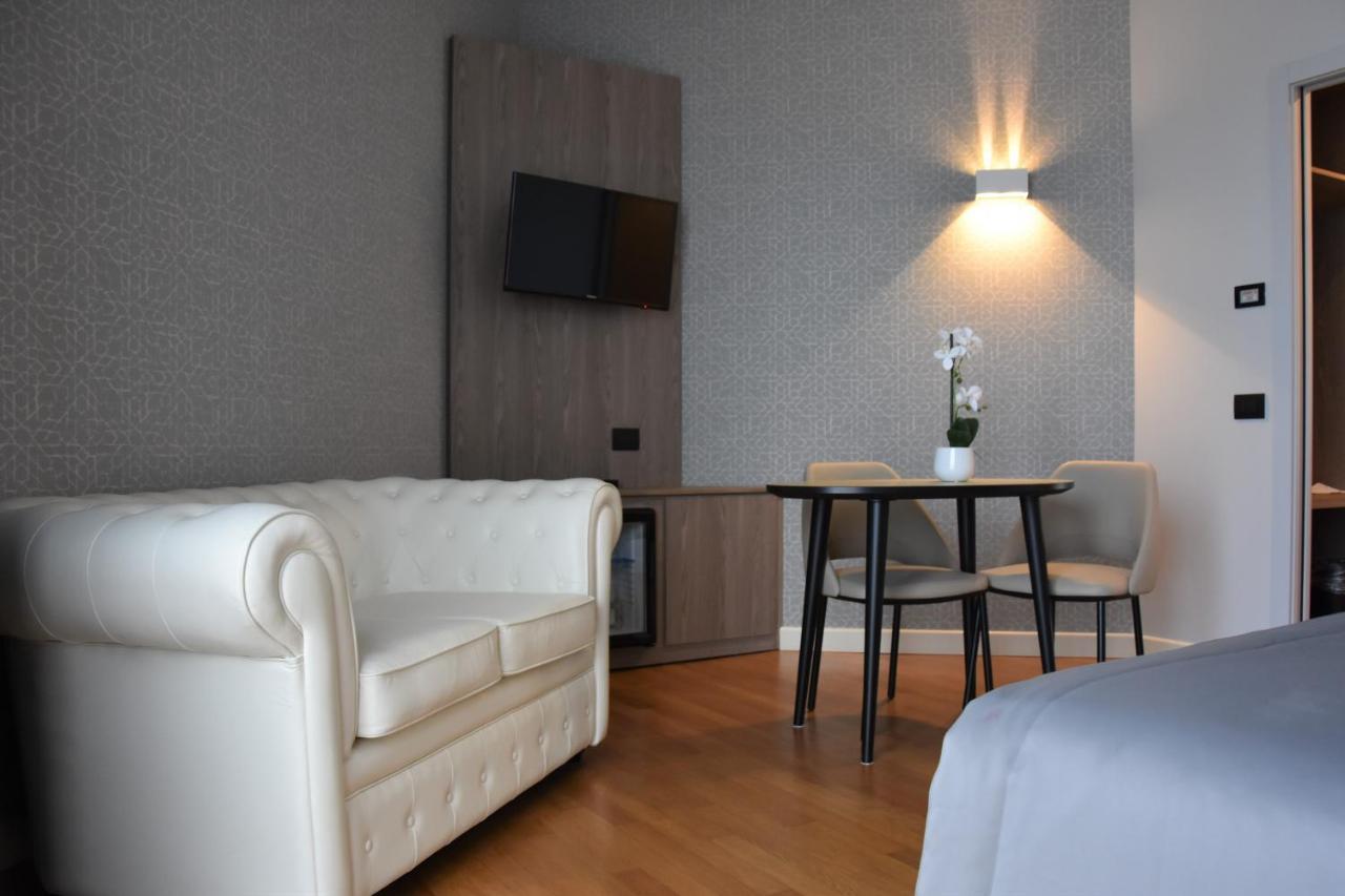 Prestige Hotel 4*