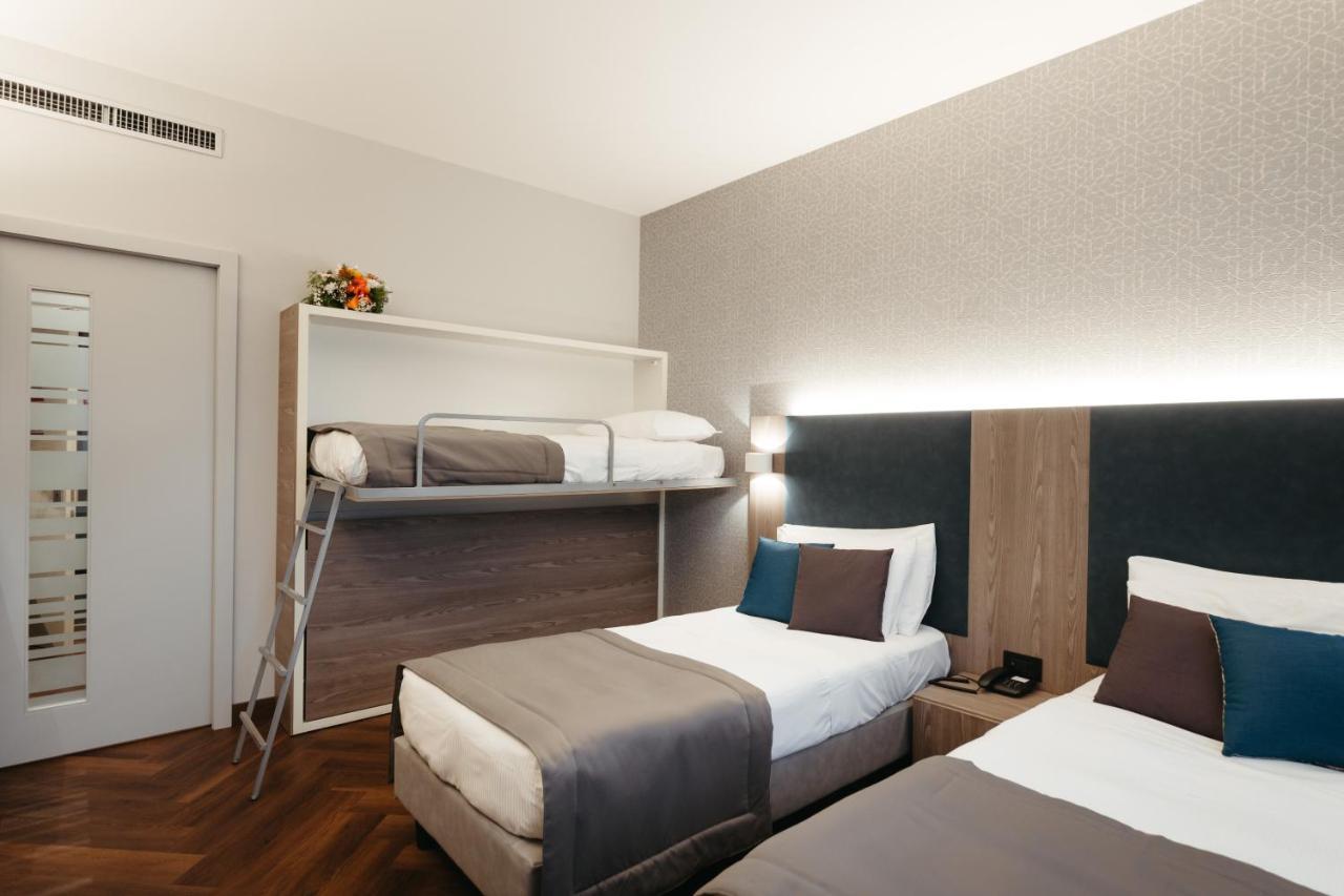 Prestige Hotel 4*
