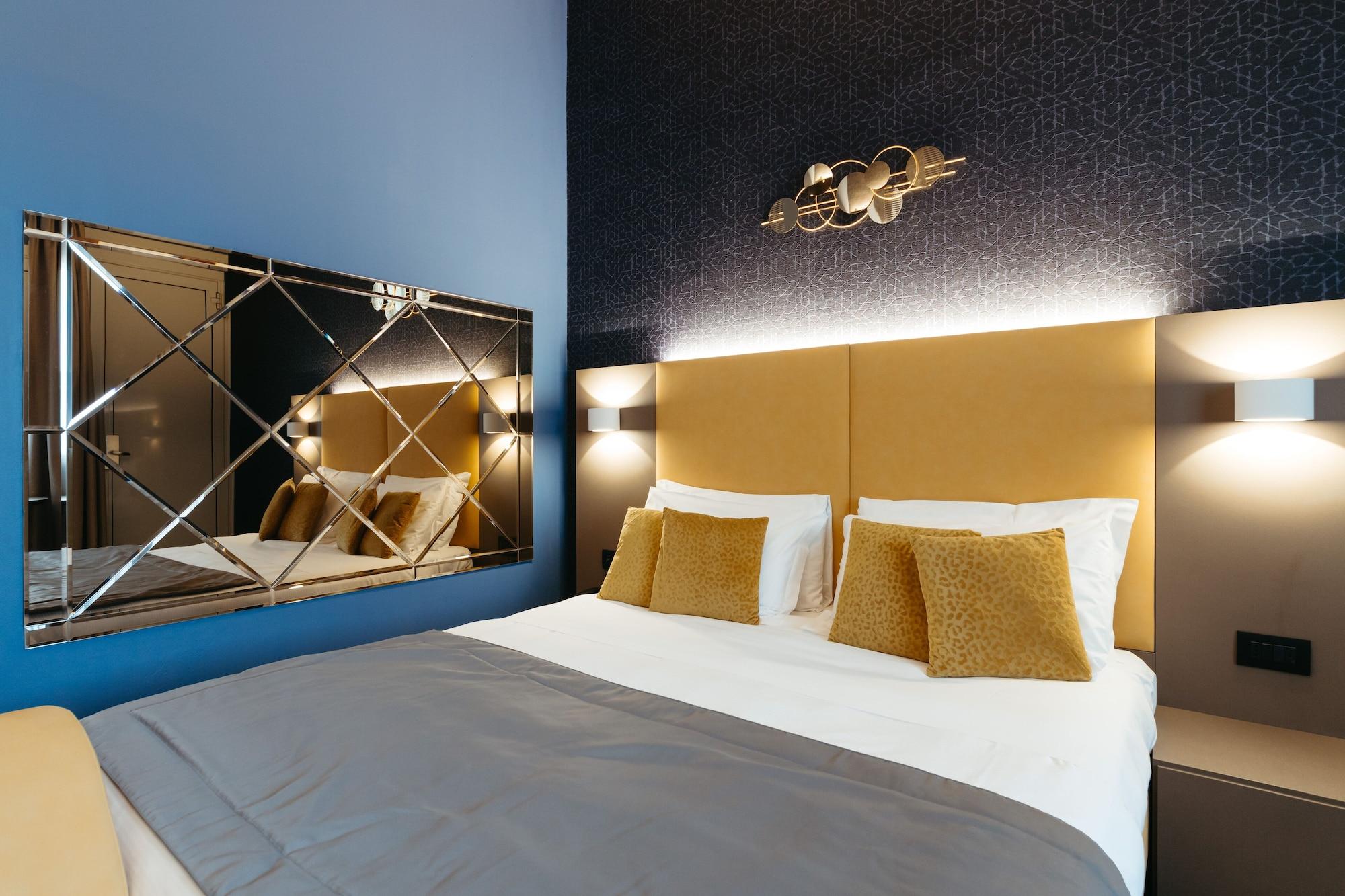 Prestige Hotel 4*